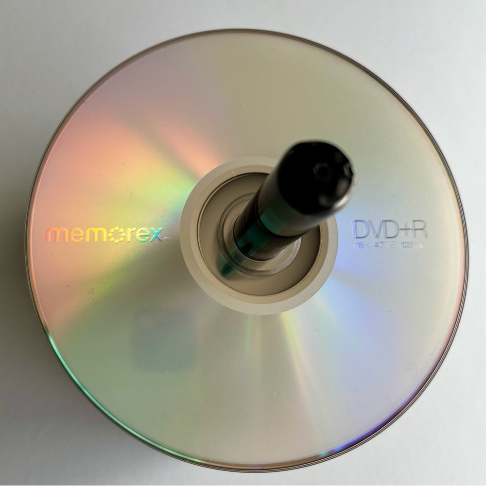 Memorex DVD+R Blank DVD Discs 47 GB 120 Minutes Pack Of 73